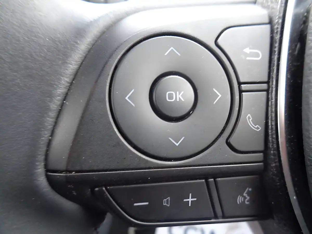 Used 2022 Toyota Corolla Excel White - Interior and Exterior details 18