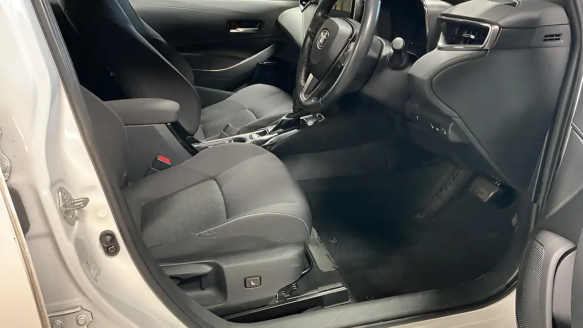 Used 2022 Toyota Corolla Icon Tech Touring Sports White - Interior and Exterior details 7