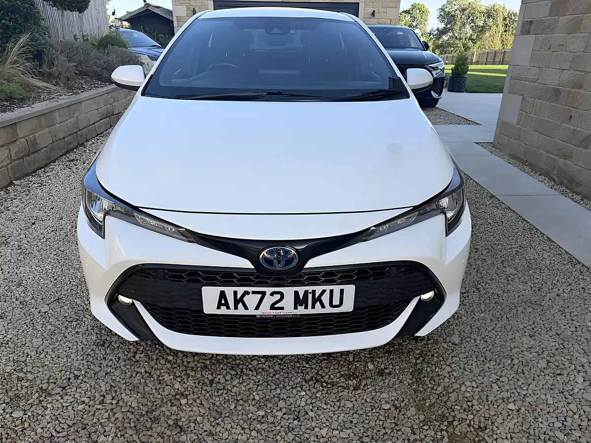 Used 2022 Toyota Corolla Icon Tech White - Interior and Exterior details 20