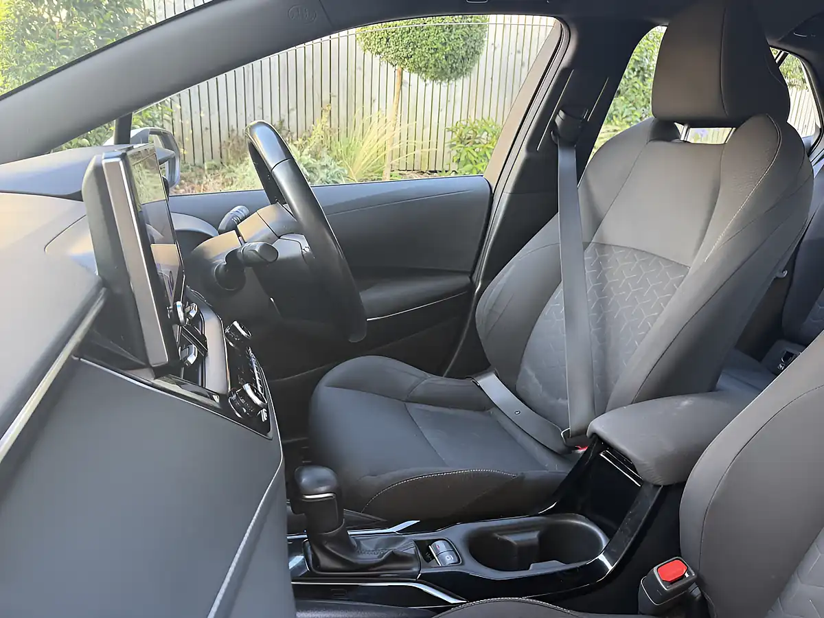 Used 2022 Toyota Corolla Icon Tech White - Interior and Exterior details 9