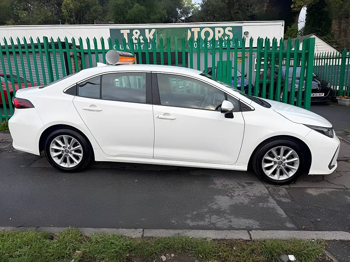 Used 2022 Toyota Corolla Icon Tech White - Interior and Exterior details 4