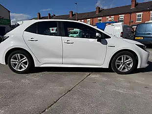 Used 2022 Toyota Corolla Icon Tech White - Interior and Exterior details 10