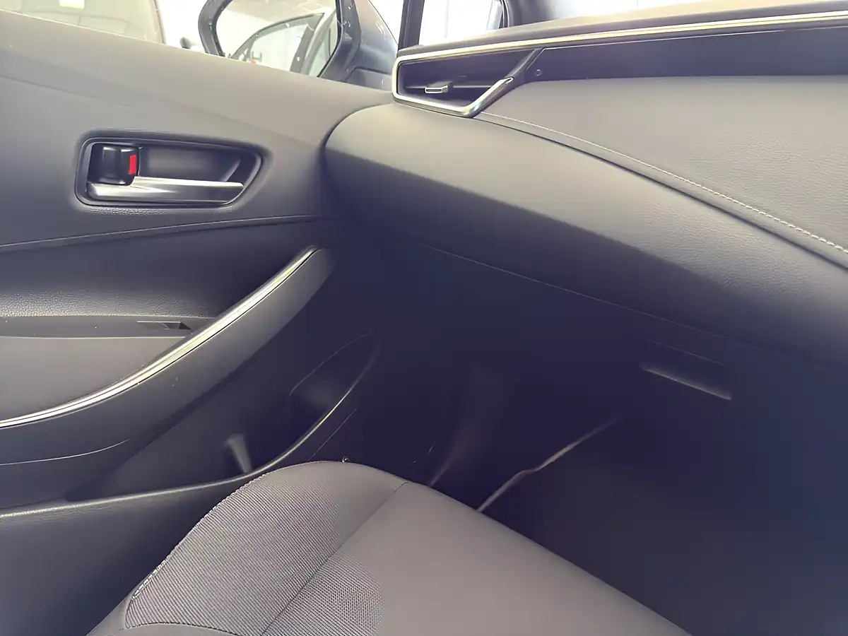 Used 2022 Toyota Corolla Icon Tech White - Interior and Exterior details 20