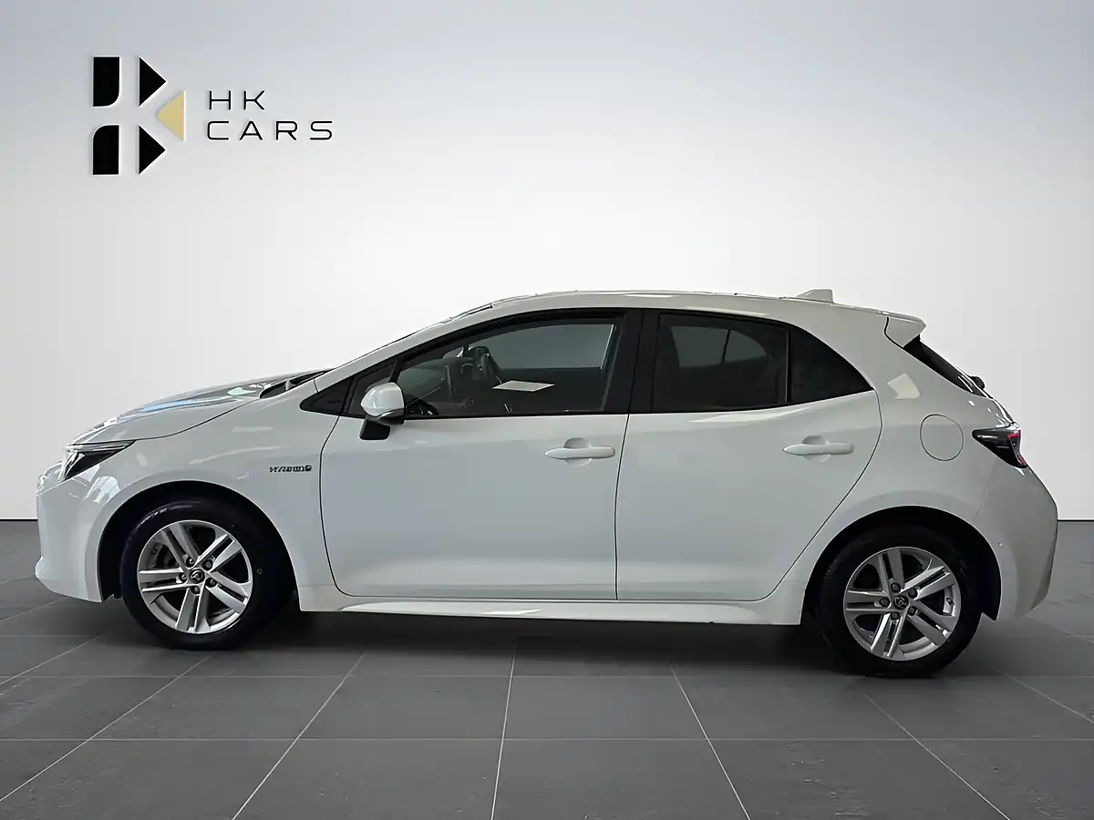 Used 2022 Toyota Corolla Icon Tech White - Interior and Exterior details 7