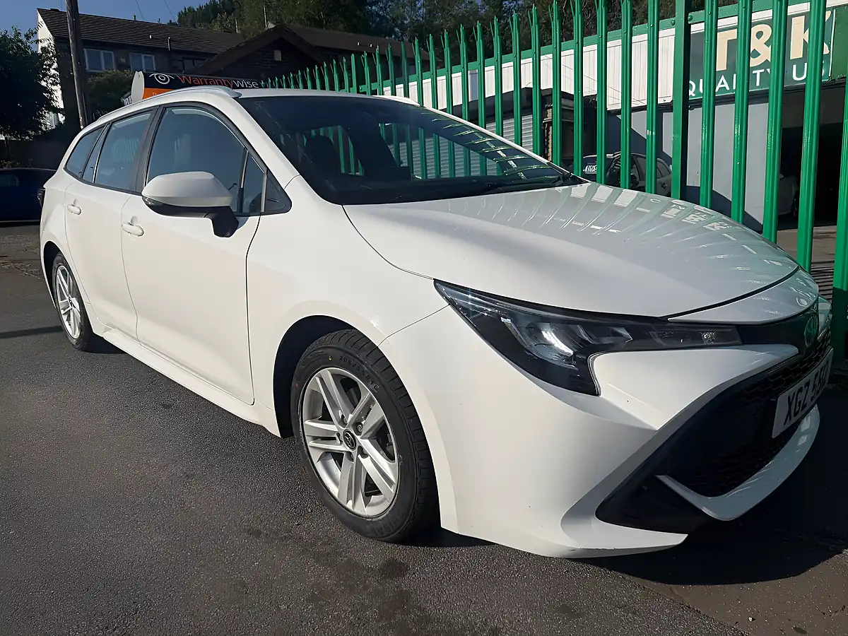 Used 2022 Toyota Corolla Icon White - Front View