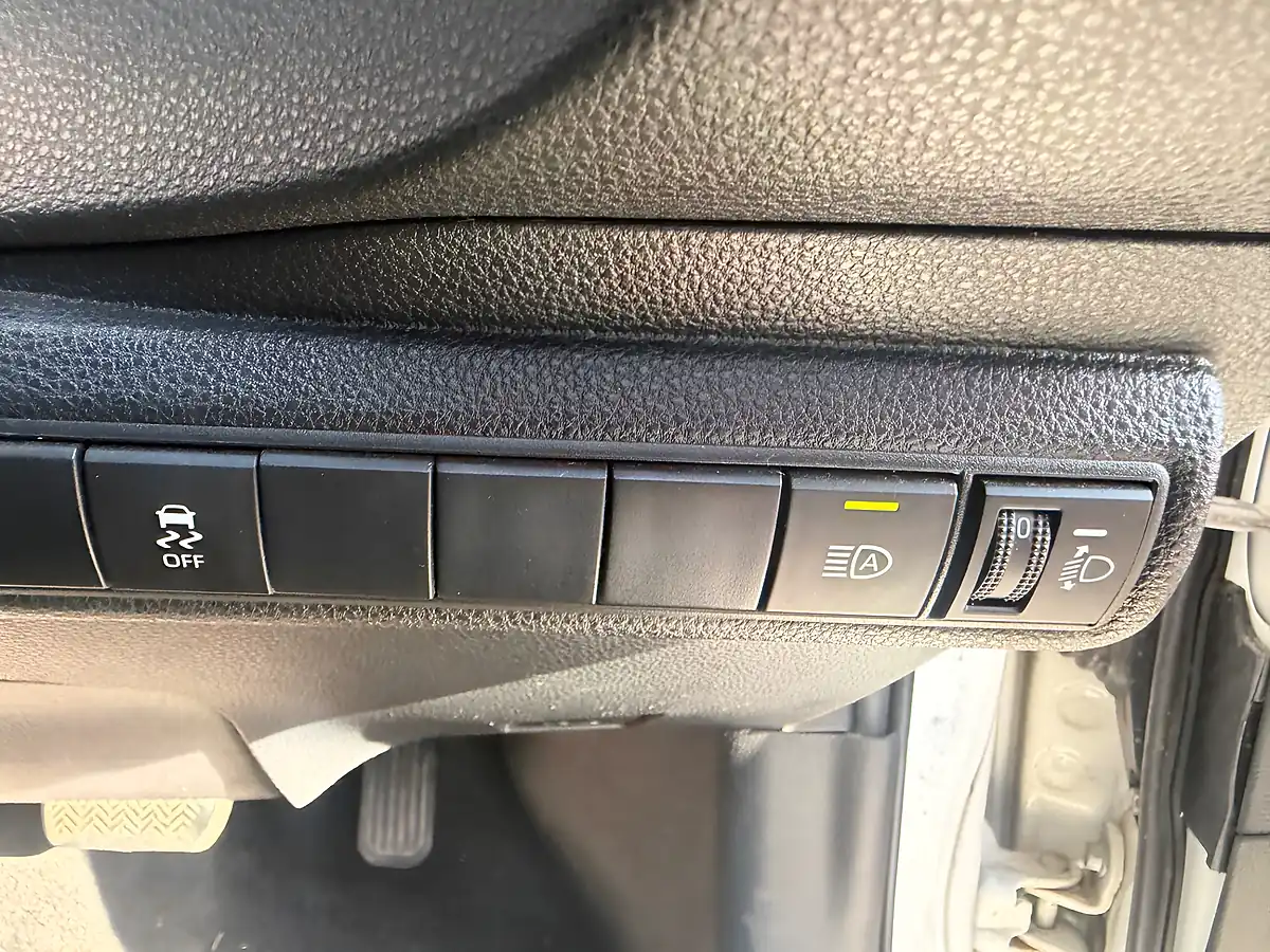 Used 2022 Toyota Corolla Icon White - Interior and Exterior details 17