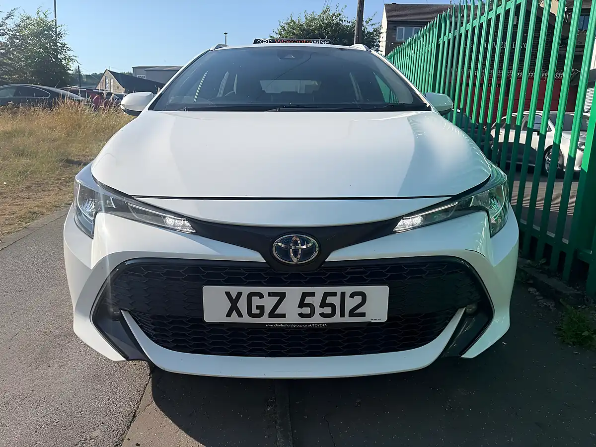 Used 2022 Toyota Corolla Icon White - Interior and Exterior details 8