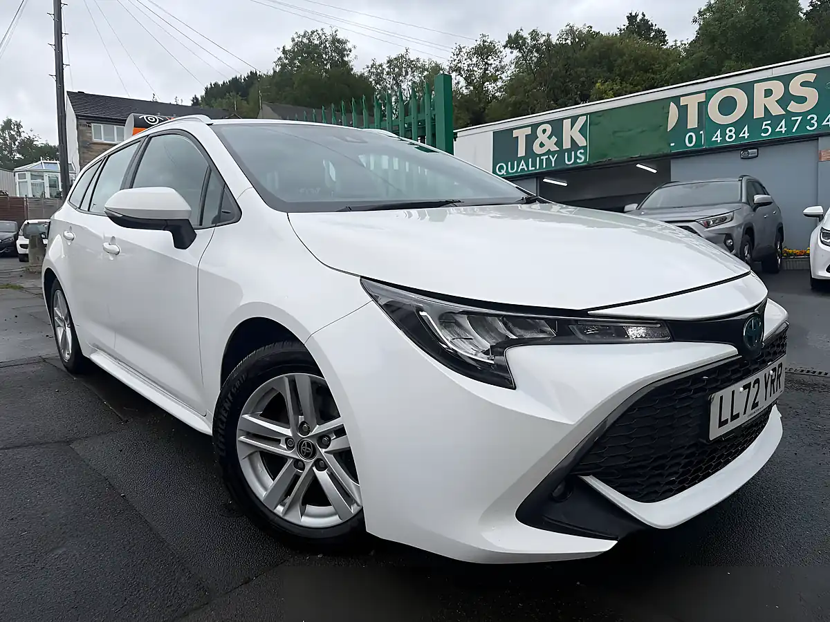 Used 2022 Toyota Corolla Icon White - Front View