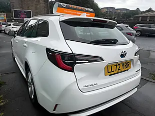 Used 2022 Toyota Corolla Icon White - Interior and Exterior details 3