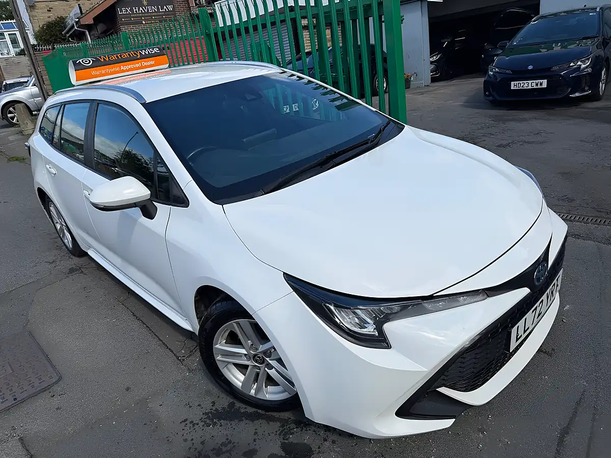 Used 2022 Toyota Corolla Icon White - Interior and Exterior details 4