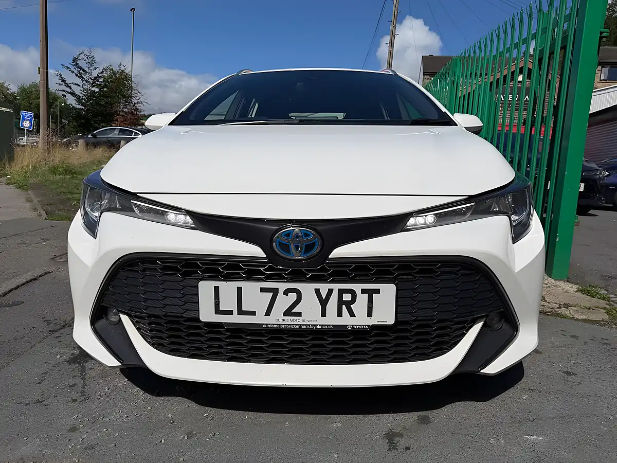 Used 2022 Toyota Corolla Icon White - Interior and Exterior details 6