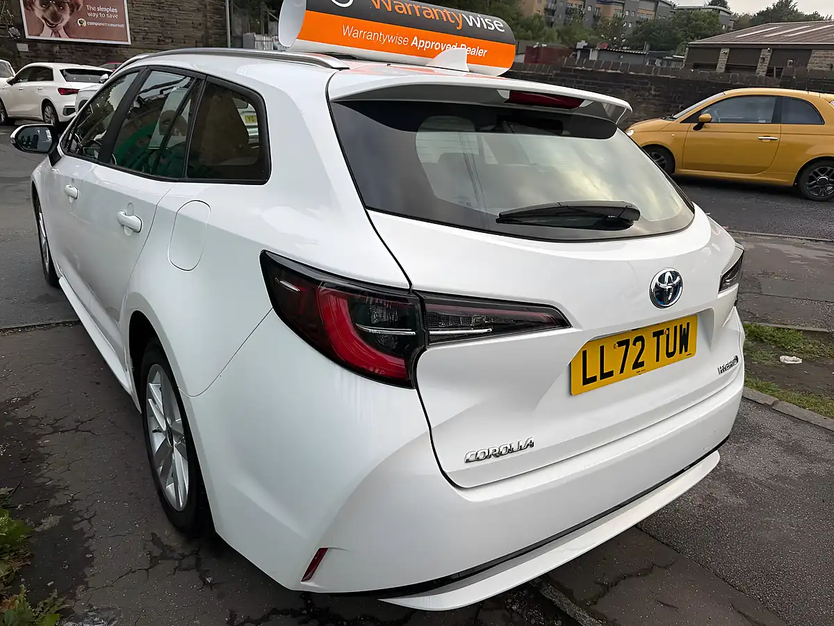 Used 2022 Toyota Corolla Icon White - Interior and Exterior details 10
