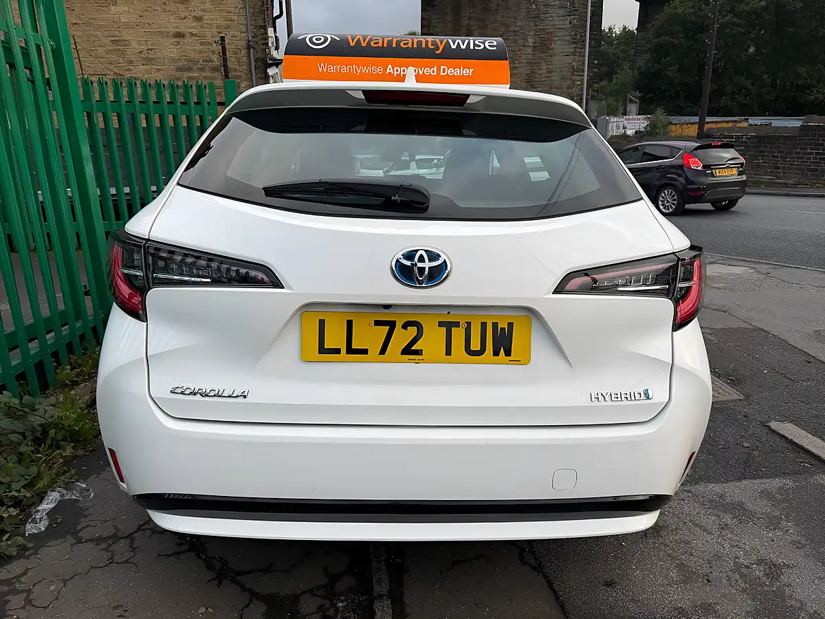 Used 2022 Toyota Corolla Icon White - Interior and Exterior details 11