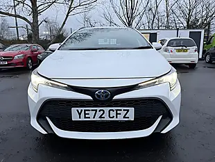Used 2022 Toyota Corolla White - Interior and Exterior details 3