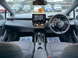 Used 2022 Toyota Corolla White - Interior and Exterior details 7