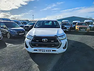 Used 2022 Toyota Hi-Lux Active White - Interior and Exterior details 3