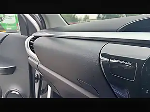 Used 2022 Toyota Hilux Active White - Interior and Exterior details 14