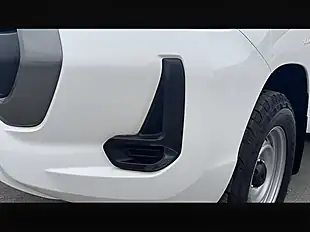 Used 2022 Toyota Hilux Active White - Interior and Exterior details 8