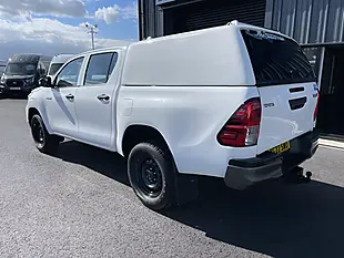 Used 2022 Toyota Hilux Active White - Interior and Exterior details 7