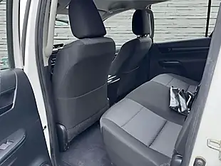 Used 2022 Toyota Hilux Active White - Interior and Exterior details 15