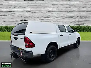 Used 2022 Toyota Hilux Active White - Interior and Exterior details 3