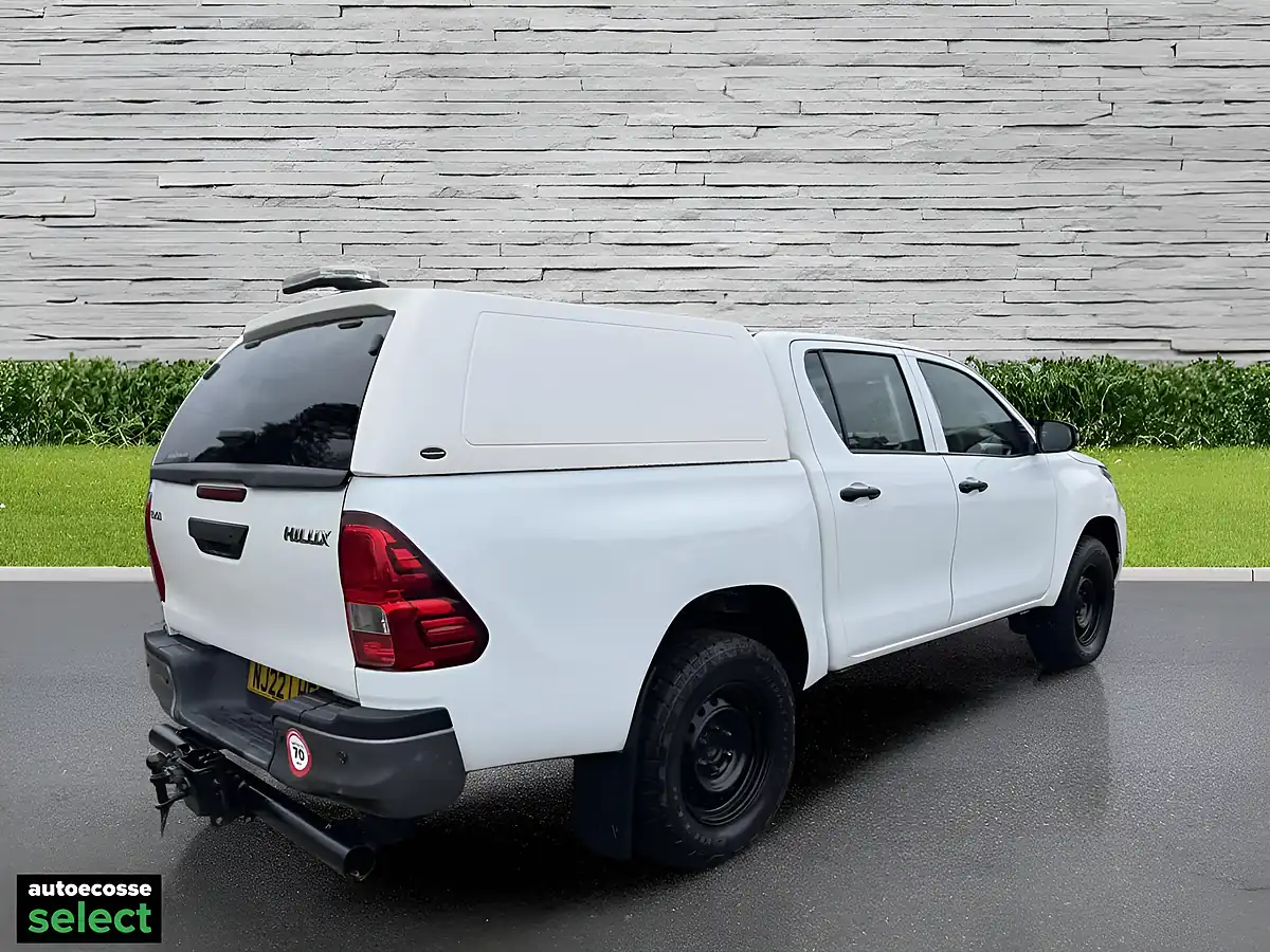 Used 2022 Toyota Hilux Active White - Interior and Exterior details 3