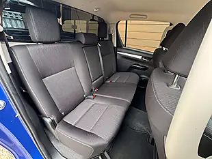 Used 2022 Toyota Hilux Hi-Luxury Icon Blue - Interior and Exterior details 15