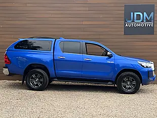 Used 2022 Toyota Hilux Hi-Luxury Icon Blue - Interior and Exterior details 2