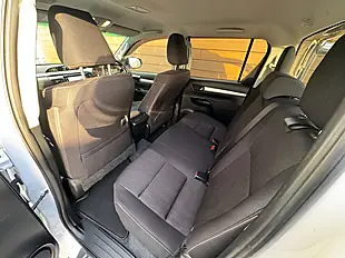 Used 2022 Toyota Hilux Hi-Luxury Invincible White - Interior and Exterior details 20