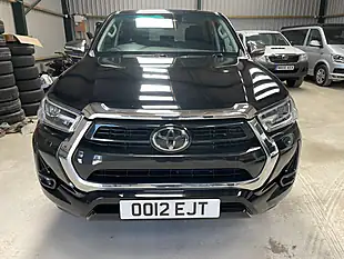 Used 2022 Toyota Hilux Invincible Black - Interior and Exterior details 2