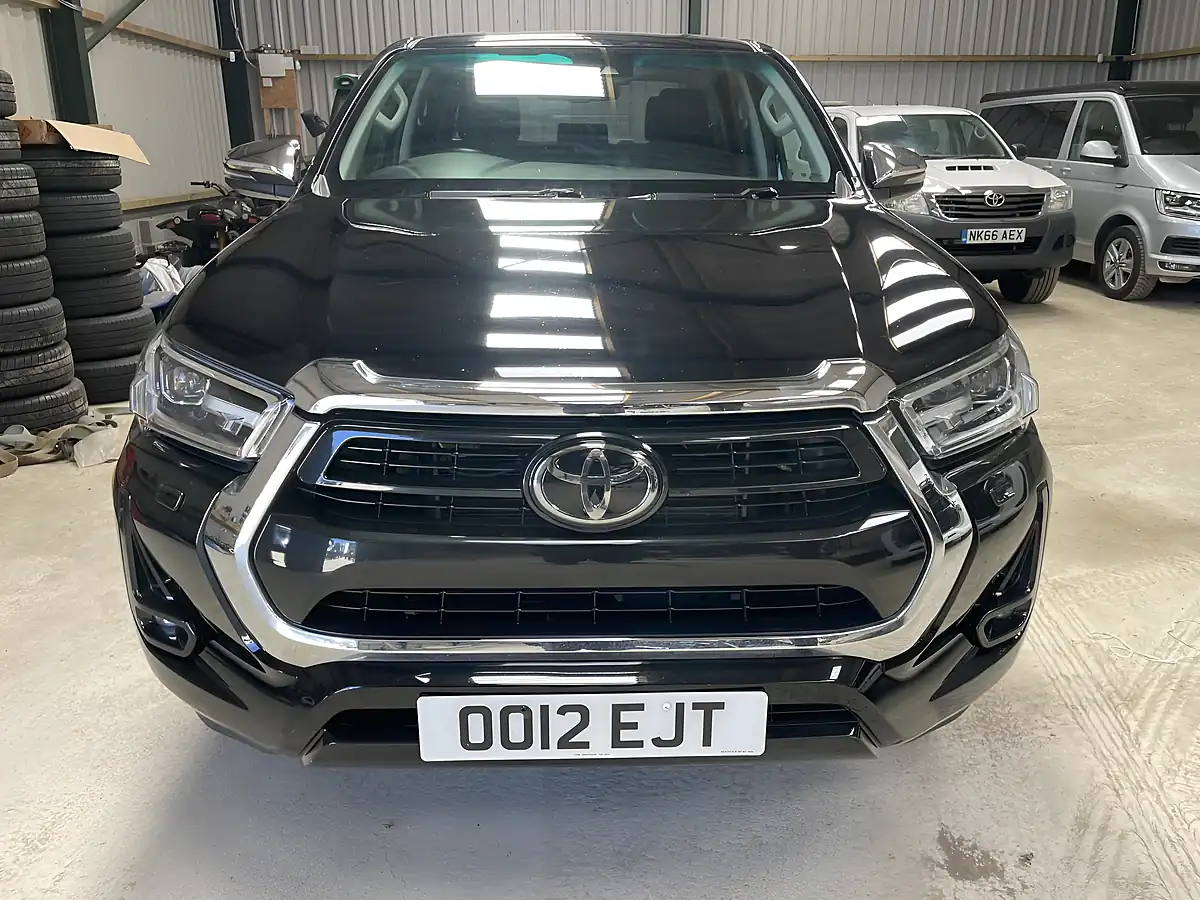 Used 2022 Toyota Hilux Invincible Black - Interior and Exterior details 2