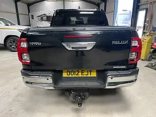 Used 2022 Toyota Hilux Invincible Black - Interior and Exterior details 5