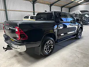 Used 2022 Toyota Hilux Invincible Black - Interior and Exterior details 6
