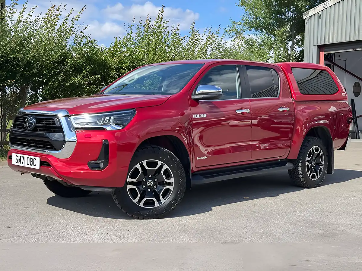 Used 2022 Toyota Hilux Invincible Red - Interior and Exterior details 2