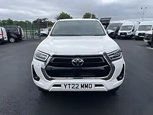 Used 2022 Toyota Hilux Invincible White - Interior and Exterior details 2