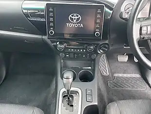 Used 2022 Toyota Hilux Invincible White - Interior and Exterior details 8