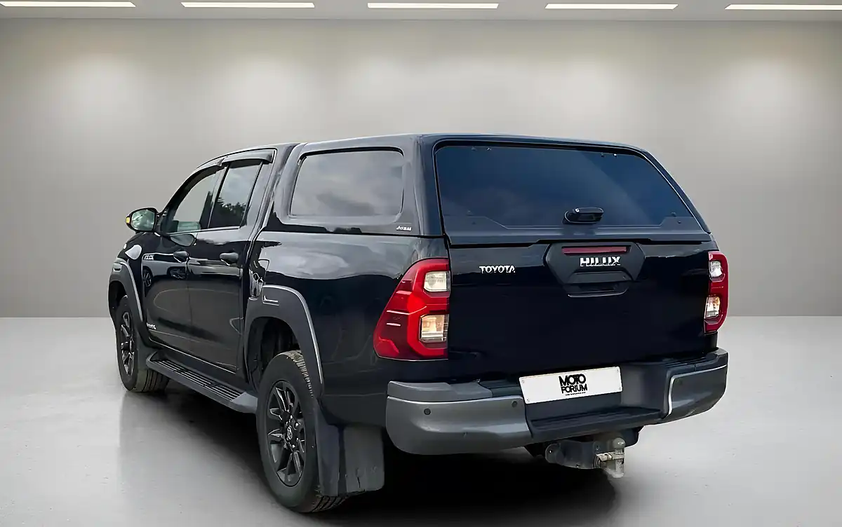 Used 2022 Toyota Hilux Invincible X Black - Interior and Exterior details 10