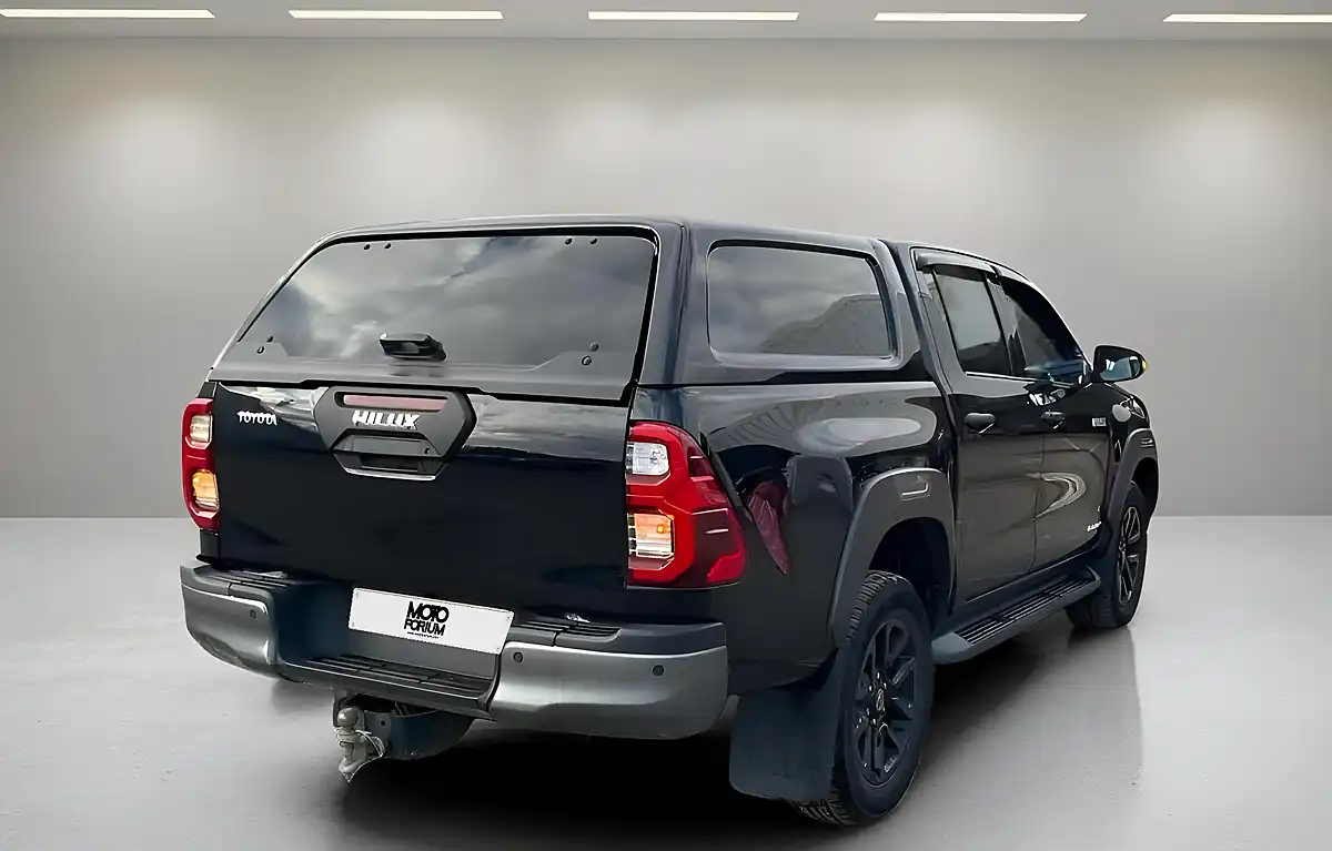 Used 2022 Toyota Hilux Invincible X Black - Interior and Exterior details 11