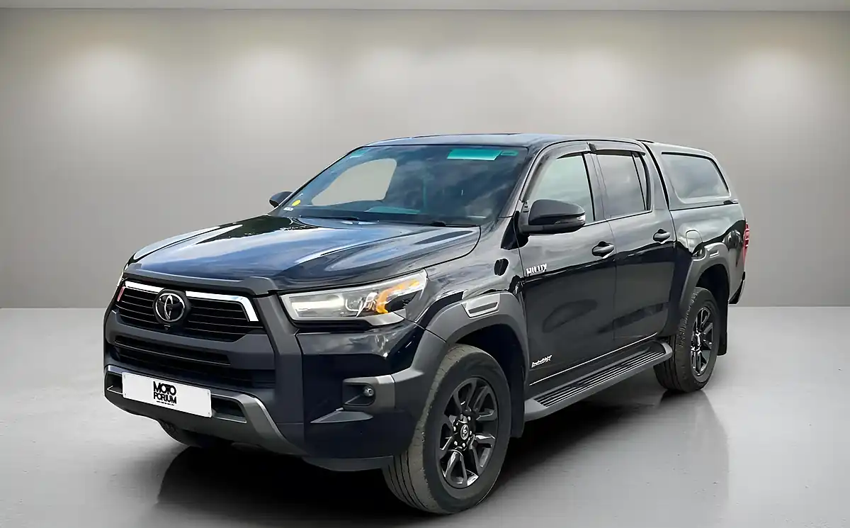 Used 2022 Toyota Hilux Invincible X Black - Interior and Exterior details 2