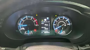 Used 2022 Toyota Hilux Invincible X Black - Interior and Exterior details 6