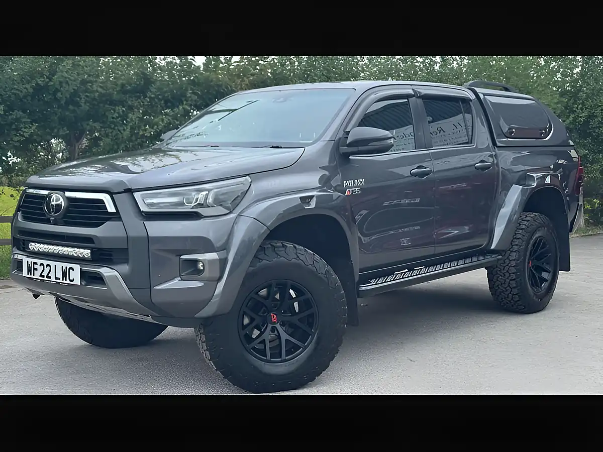 Used 2022 Toyota Hilux Invincible X Grey - Interior and Exterior details 4