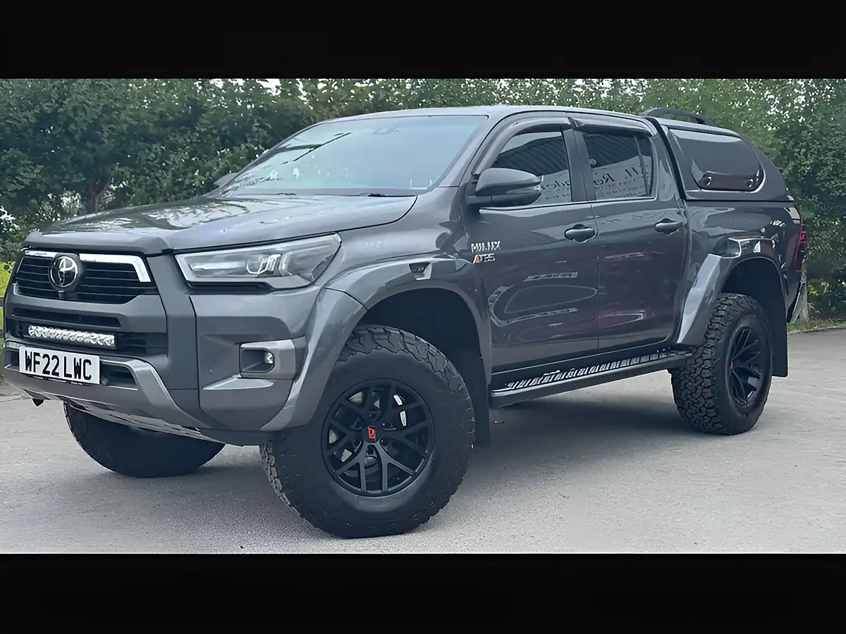 Used 2022 Toyota Hilux Invincible X Grey - Interior and Exterior details 6