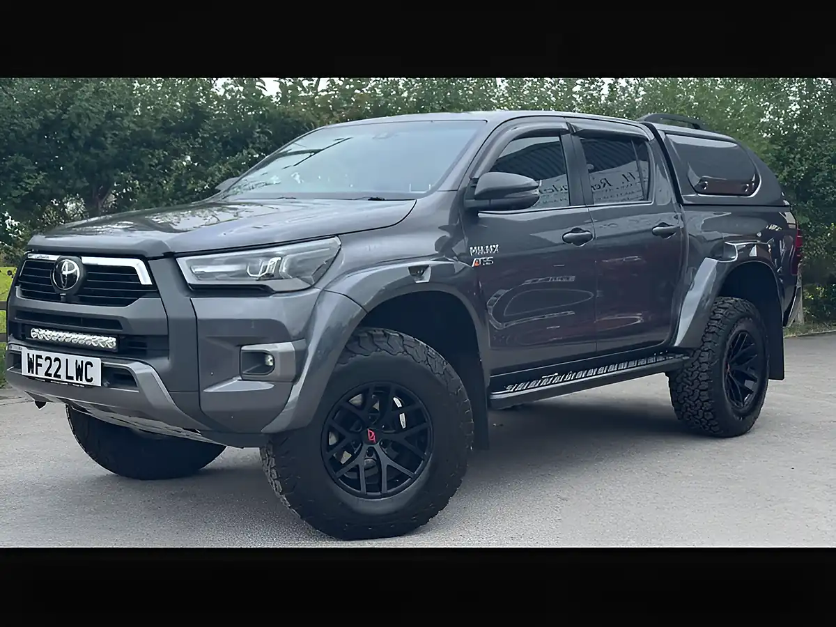 Used 2022 Toyota Hilux Invincible X Grey - Interior and Exterior details 7