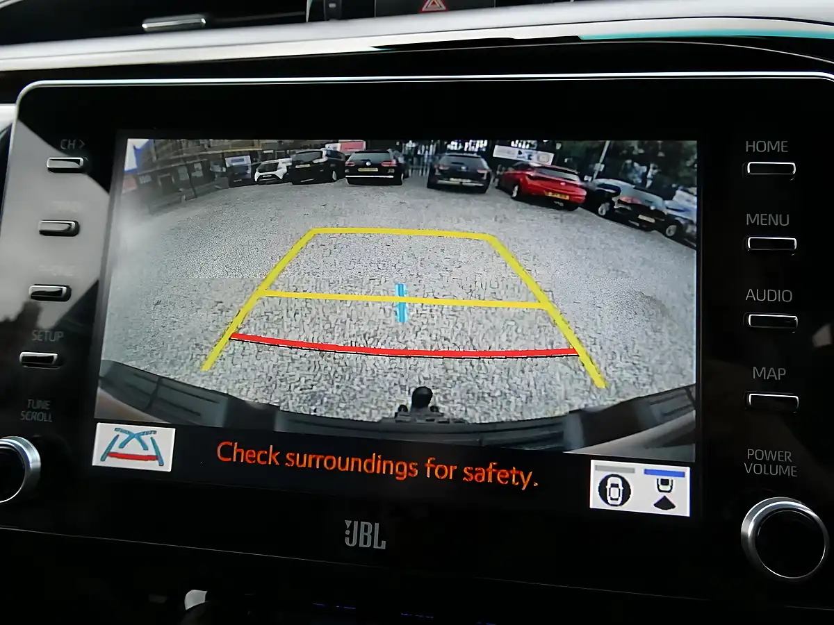 Used 2022 Toyota Hilux Invincible X Orange - Interior and Exterior details 12