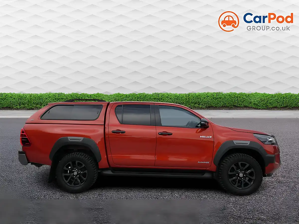 Used 2022 Toyota Hilux Invincible X Orange - Interior and Exterior details 15