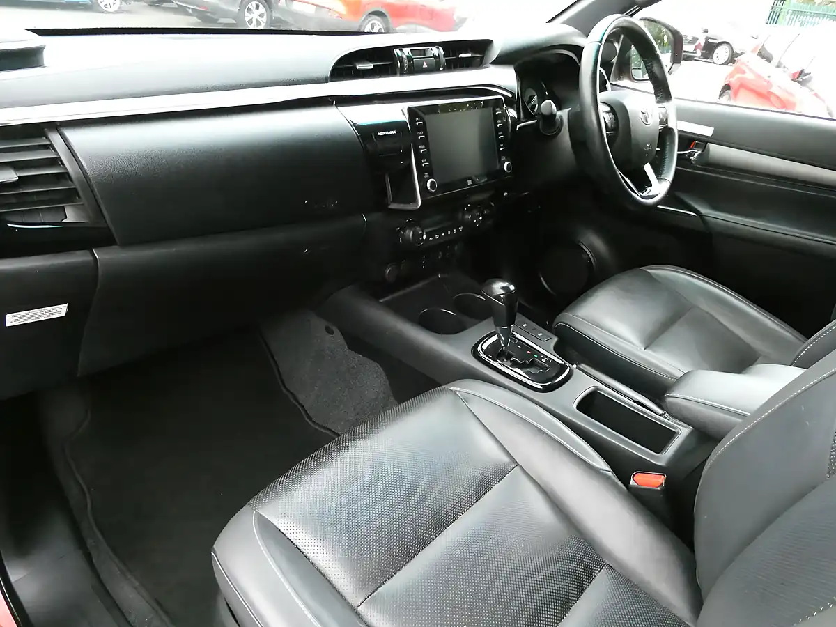 Used 2022 Toyota Hilux Invincible X Orange - Interior and Exterior details 17