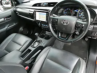Used 2022 Toyota Hilux Invincible X Orange - Interior and Exterior details 4