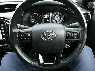 Used 2022 Toyota Hilux Invincible X Orange - Interior and Exterior details 7