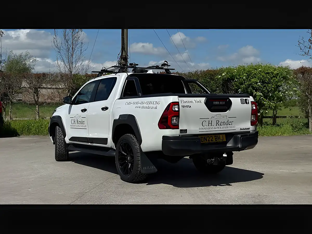Used 2022 Toyota Hilux Invincible X Platinum White Pearl - Interior and Exterior details 19