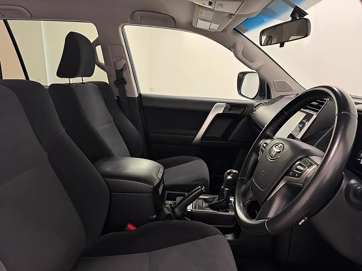 Used 2022 Toyota Land Cruiser Active White - Interior and Exterior details 10